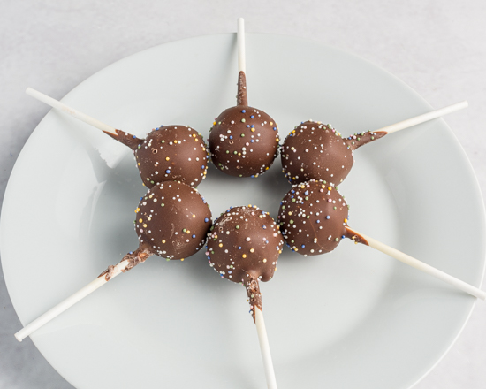 Chocolate Cake Pops 6pcs